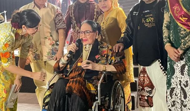 Musisi Senior Terima Penghargaan Lifetime Achievement Haru