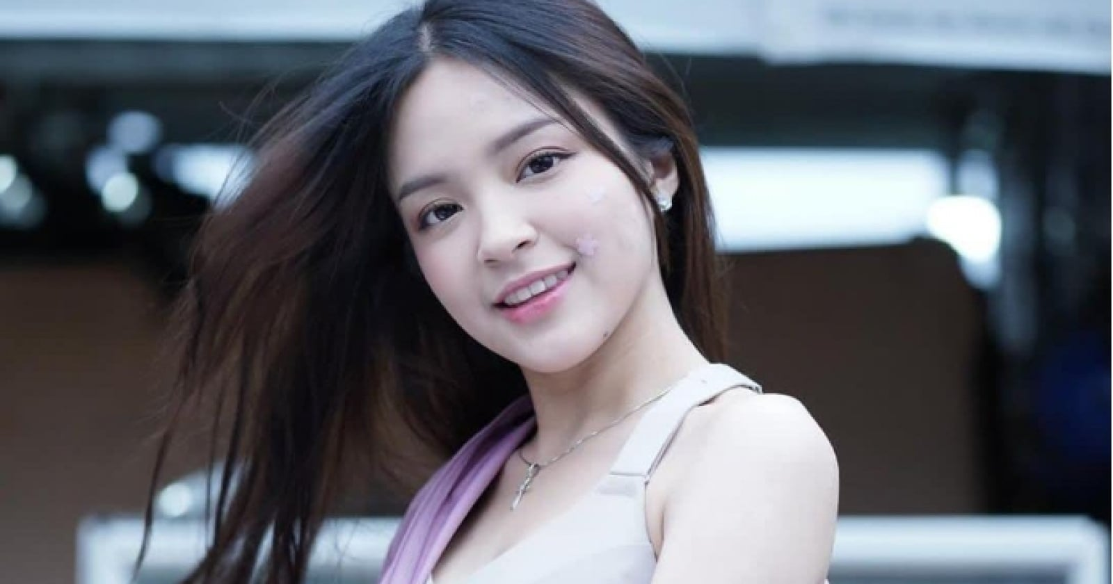 Eca Aura Siapkan Single Kejutan Untuk Penggemar Setia post thumbnail image