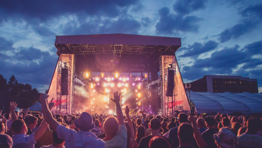 Festival Musik Outdoor Favorit Generasi Milenial